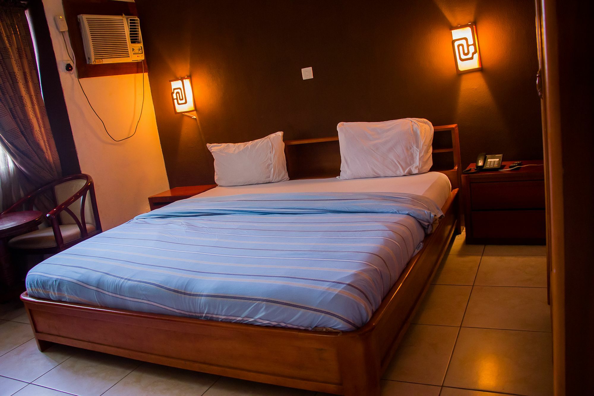 Apollo Hotel Lagos Esterno foto